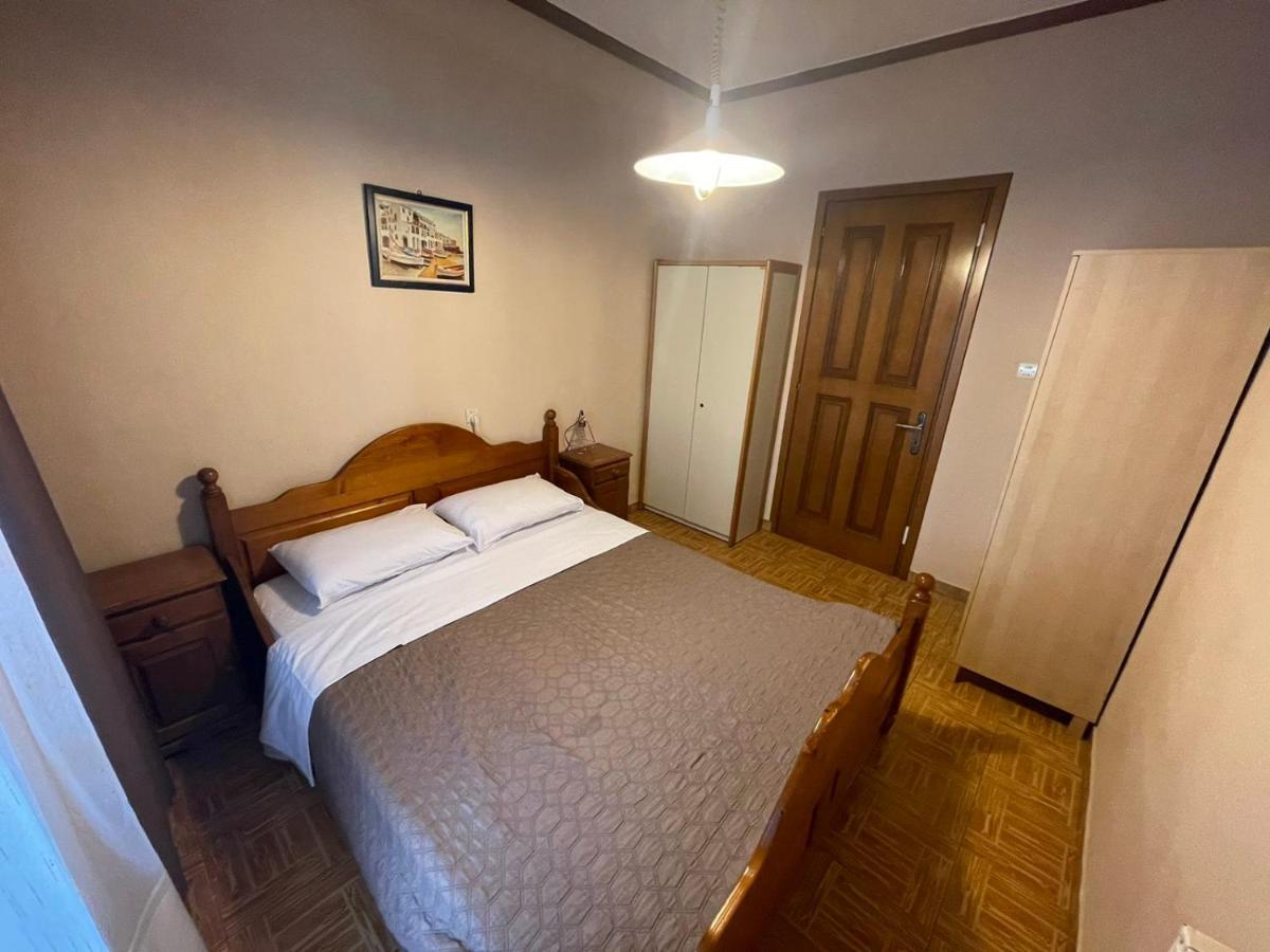 Nea Peramos Large Apartment Near The Beach Екстериор снимка