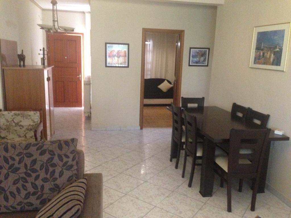 Nea Peramos Large Apartment Near The Beach Екстериор снимка